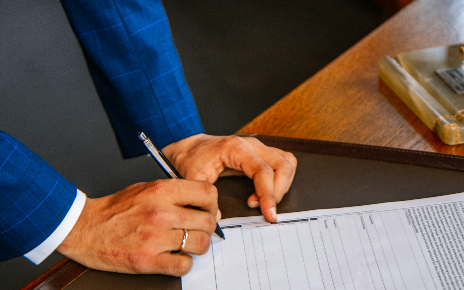 Preparation of customs declarations